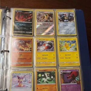 117 Pokemon Cards